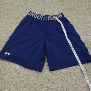 UNDER ARMOUR Basketball purple shorts size XS